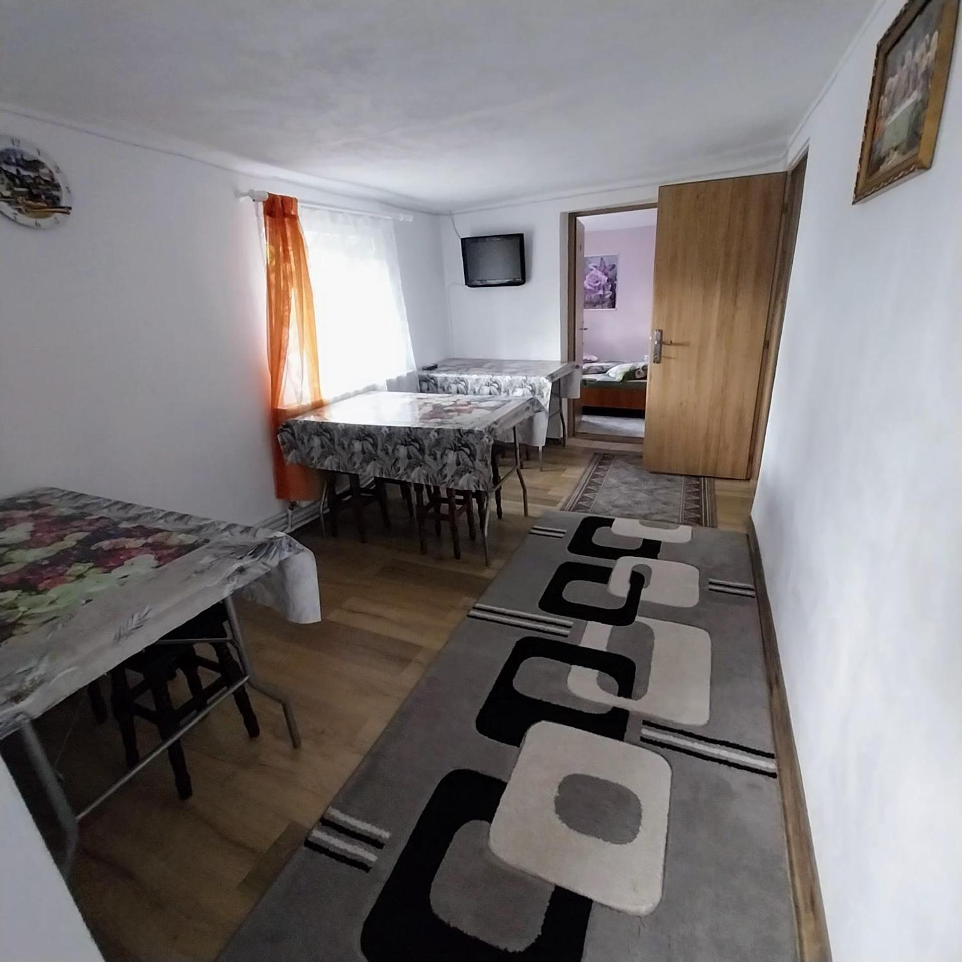 Casa Andreea Hotel Novaci-Străini Eksteriør billede