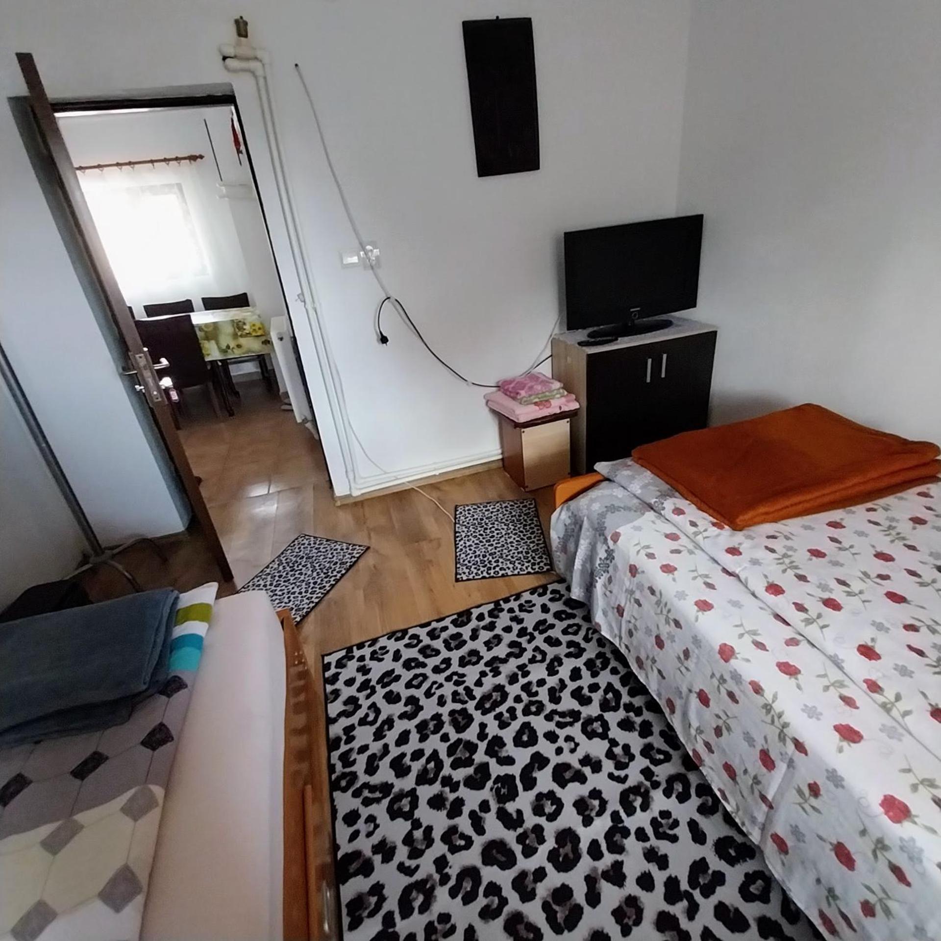 Casa Andreea Hotel Novaci-Străini Eksteriør billede